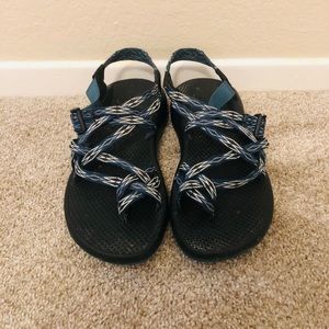 Lightly worn Chaco water shoes! Great condition.